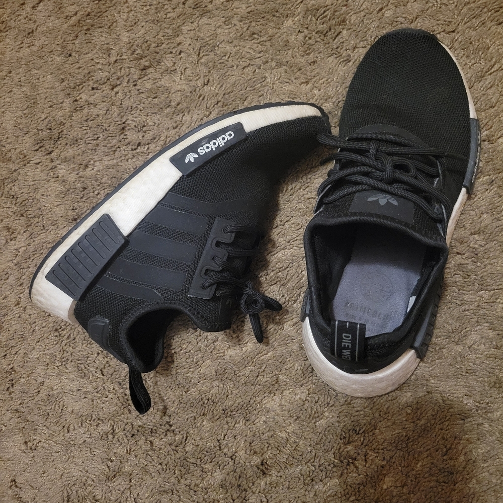 Adidas NMD_R1